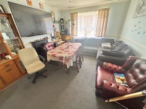 Lounge- click for photo gallery